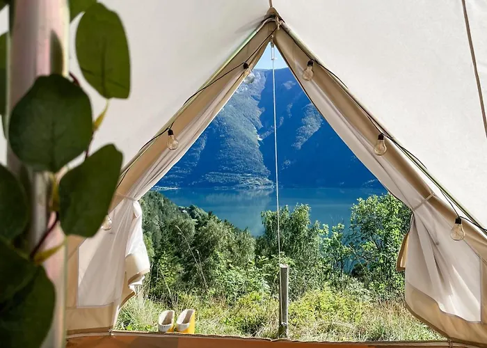 ラグジュアリーテント Glamping Kalhagen