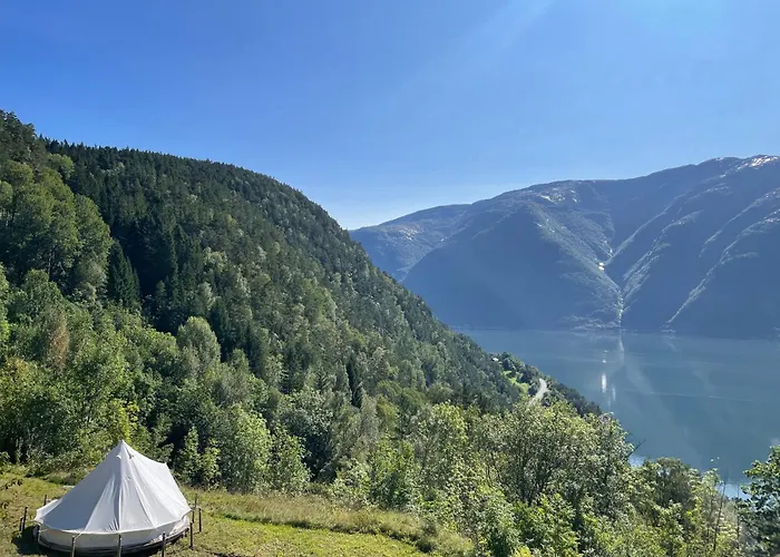 Luxury tent Glamping Kalhagen Vangsbygd