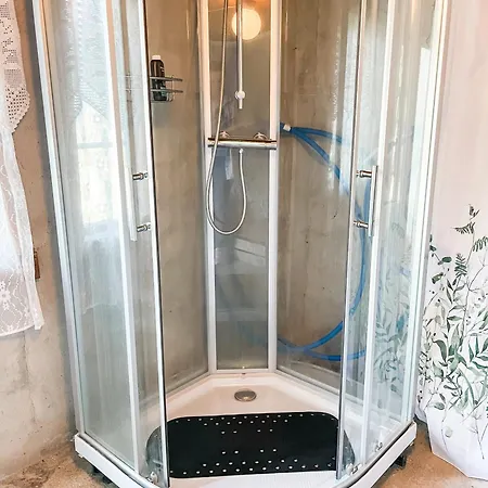 Glamping Kalhagen 豪华帐篷 Vangsbygd